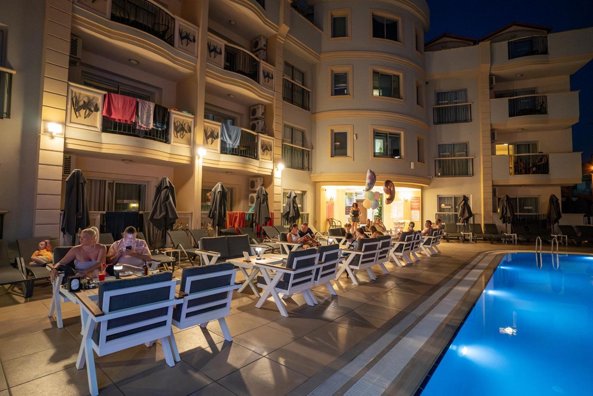 Club Karakas Apart Otel Мармарис Екстер'єр фото
